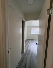 7040 Haskell Ave in Los Angeles, CA - Building Photo - Building Photo