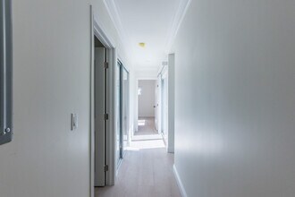 130 S Harper Ave, Unit 130 S Harper Ave 1-2 in Los Angeles, CA - Foto de edificio - Building Photo