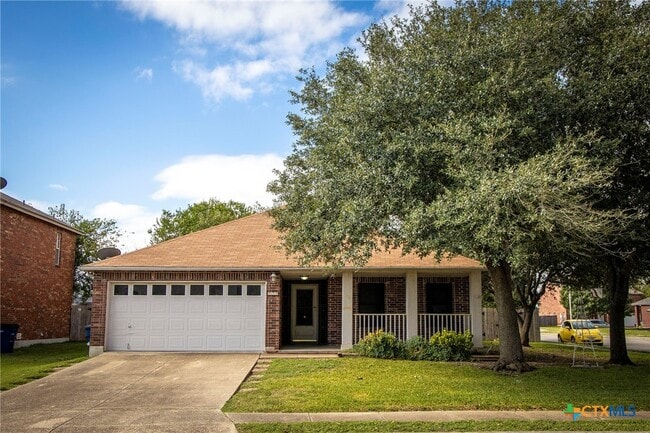 777 Willow Crossing in New Braunfels, TX - Building Photo - Building Photo