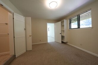8803 Fickle Hill Rd in Arcata, CA - Building Photo - Building Photo