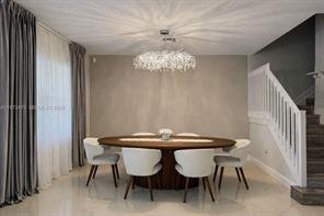 829 NE 191st St in Miami, FL - Foto de edificio - Building Photo