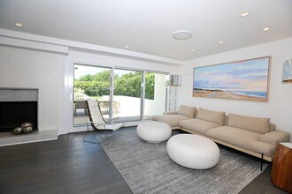 117 Erica's Ln in Sagaponack, NY - Building Photo - Building Photo