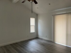 7308 Perera Cir in Sacramento, CA - Building Photo - Building Photo