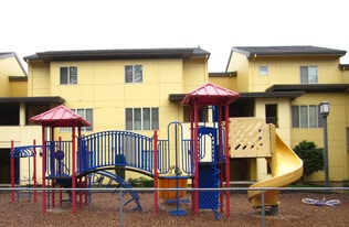 Villas de Mariposas in Portland, OR - Building Photo