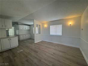 900 Firebird Cir in Pahrump, NV - Building Photo - Building Photo