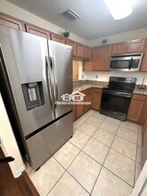 10943 Keys Gate Dr in Riverview, FL - Foto de edificio - Building Photo