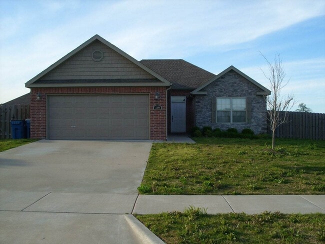 property at 2200 SW Montana Ave