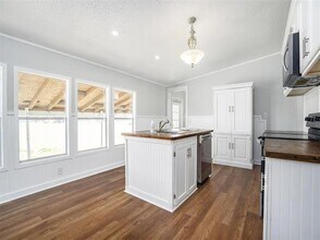 9558 Diamond Avenue in Kaufman, TX - Building Photo - Building Photo