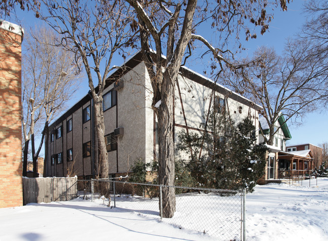 515 4th St SE in Minneapolis, MN - Building Photo - Building Photo