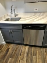 233 E Erie St, Unit 1506 in Chicago, IL - Building Photo - Building Photo