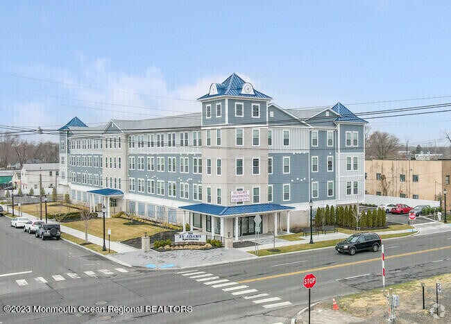 509 Memorial Dr-Unit -305 in Neptune City, NJ - Building Photo - Building Photo