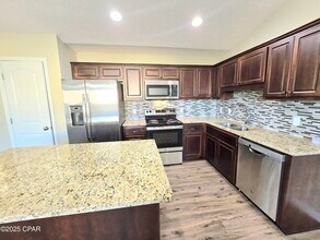 3225 10 Acre Rd in Panama City, FL - Building Photo - Building Photo