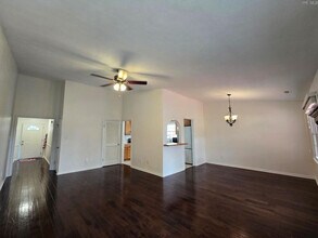 851 Avatar Dr in Virginia Beach, VA - Building Photo - Building Photo