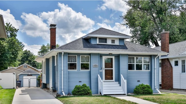 property at 934 Benton Ave