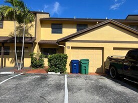 1125 NE 210th Terrace in Miami, FL - Building Photo