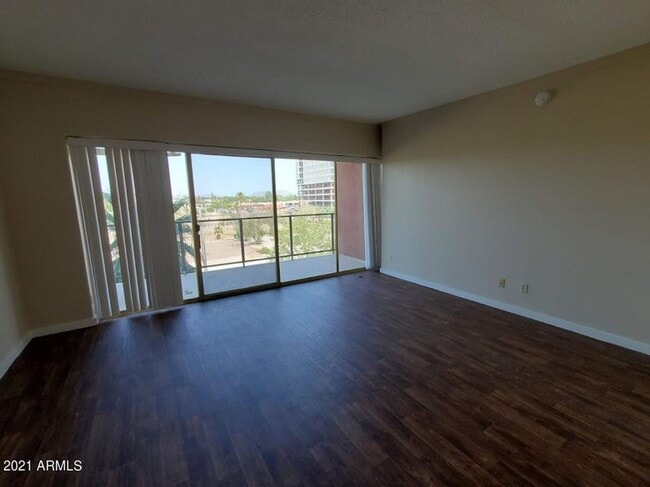 4750 N Central Ave in Phoenix, AZ - Building Photo - Building Photo