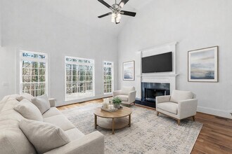 125 River N Cir in Atlanta, GA - Building Photo - Building Photo