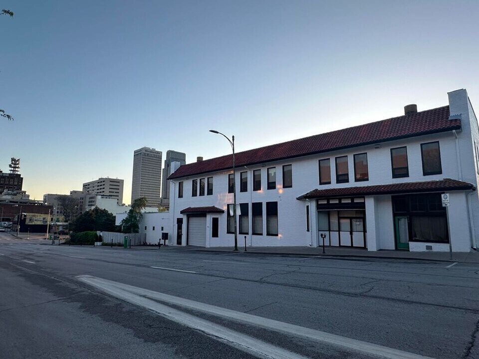 619 S 20th St in Omaha, NE - Building Photo