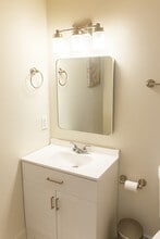 1937 Woodford Rd, Unit SI ID1473412P in Vienna, VA - Building Photo - Building Photo