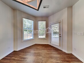 145 Pearson Place in Clayton, NC - Foto de edificio - Building Photo