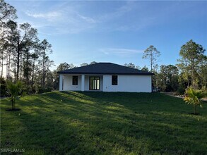 829 Gillian Ave in Lehigh Acres, FL - Building Photo - Building Photo