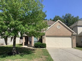 16977 Scenic Knoll in Conroe, TX - Building Photo