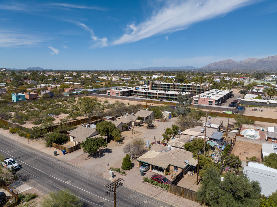 Villa El Con Casitas in Tucson, AZ - Building Photo