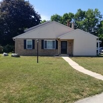 6401 Salem Park Cir in Mechanicsburg, PA - Building Photo