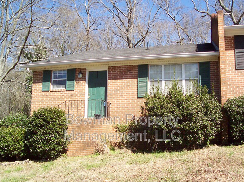 132 Oxford Ct in Athens, GA - Building Photo
