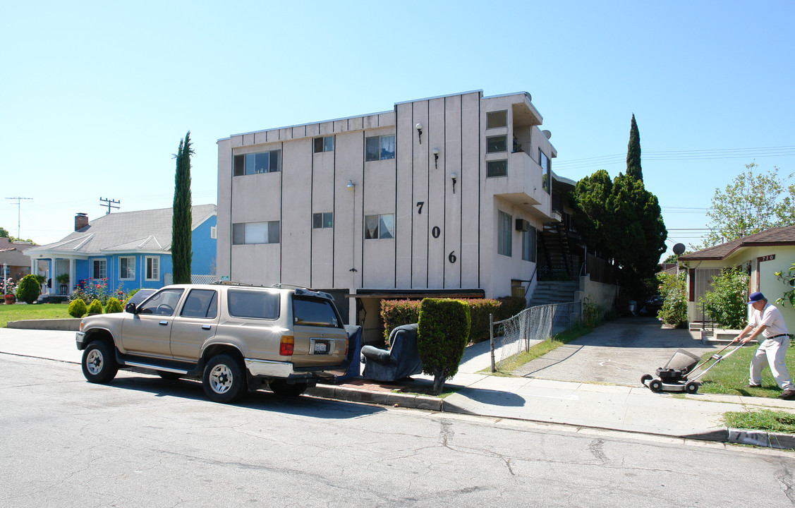 706 Salem St in Glendale, CA - Building Photo