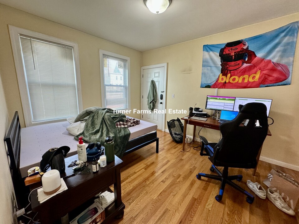 38 Gorham St, Unit 1 in Somerville, MA - Foto de edificio