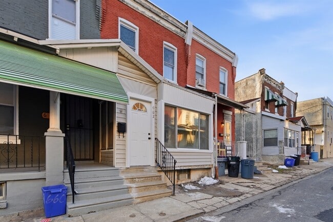 662 N Yewdall St in Philadelphia, PA - Building Photo - Building Photo