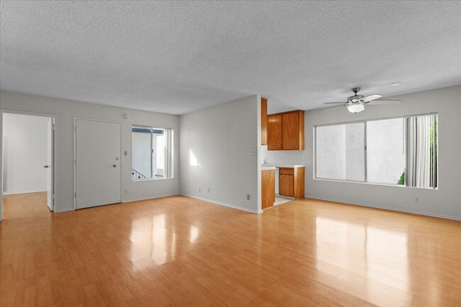 11410 Missouri Ave, Unit 3