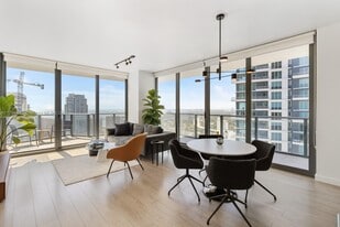 1300 S Miami Ave, Unit 3701 in Miami, FL - Building Photo