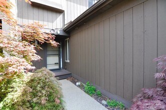 2515 Meade Ct in Ann Arbor, MI - Building Photo - Building Photo
