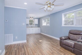 285 Debbies Blvd in Livingston, TX - Building Photo - Building Photo