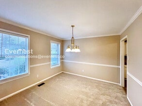 121 Illinois Bayou Dr in Sherwood, AR - Foto de edificio - Building Photo