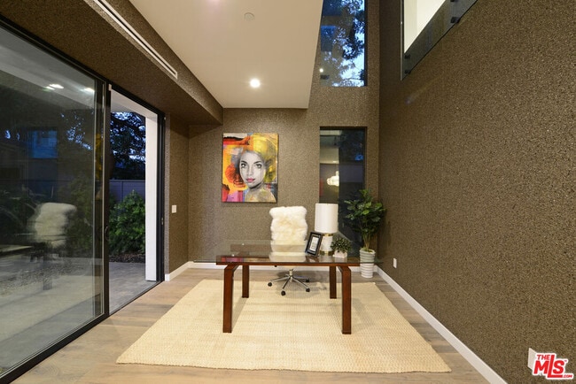 property at 516 Vernon Ave