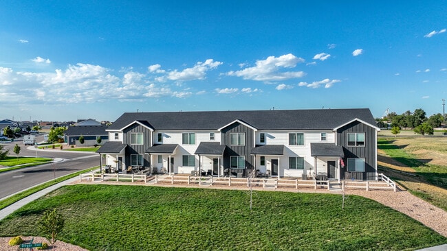 property at 260 Pawnee Rd