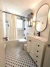 13 Davis Rd in Tewksbury, MA - Building Photo - Building Photo