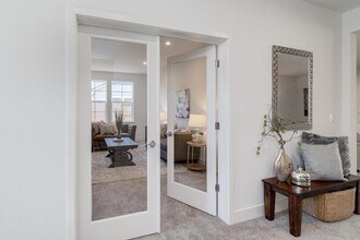 10431 Arnado St in Elk Grove, CA - Building Photo - Building Photo