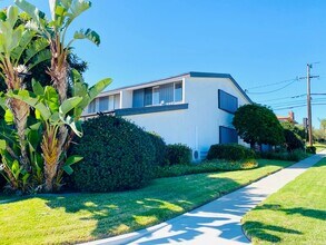 5401 Slauson Ave in Los Angeles, CA - Foto de edificio - Building Photo