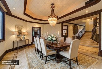 209 S Anita Ave in Los Angeles, CA - Foto de edificio - Building Photo