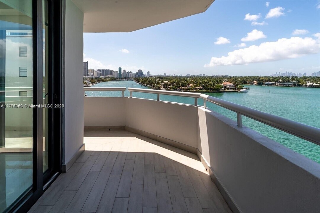 6830 Indian Creek Dr in Miami Beach, FL - Foto de edificio