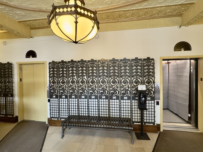 431 S Dearborn St in Chicago, IL - Building Photo - Building Photo