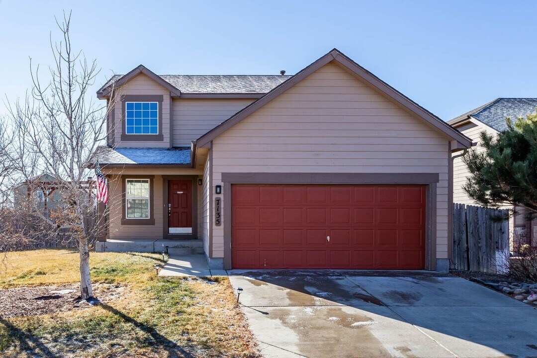 7135 Josh Byers Way in Fountain, CO - Building Photo