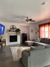 25948 Corte Antigua in Moreno Valley, CA - Foto de edificio - Building Photo