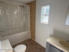 1333 Blue Creek Rd in Jacksonville, NC - Building Photo - Building Photo