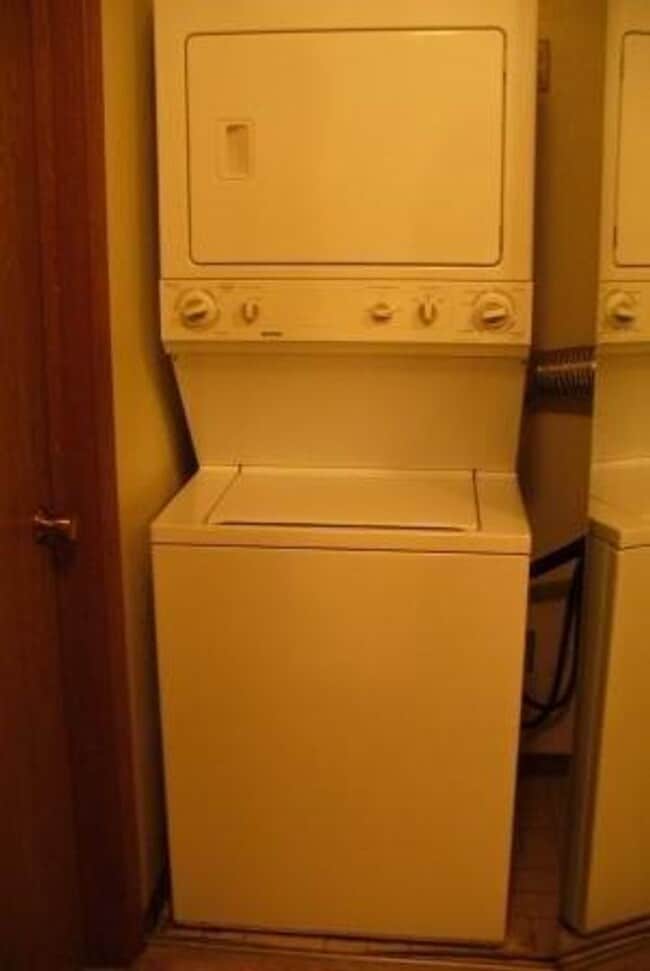 203 Ski Ct in Madison, WI - Building Photo - Building Photo