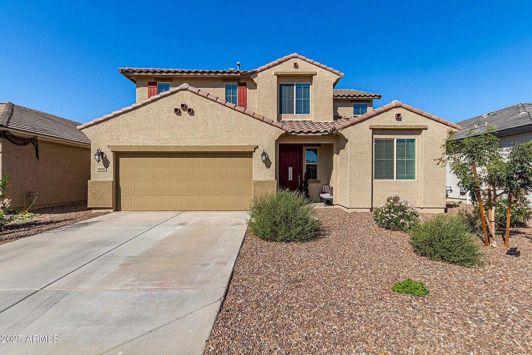 16846 W Molly Ln in Sun City West, AZ - Building Photo